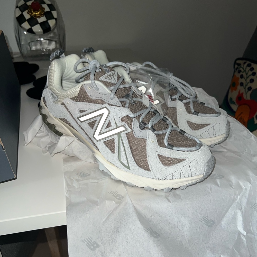 New Balance 610 | Brighton Grey/Mushroom Sneakers